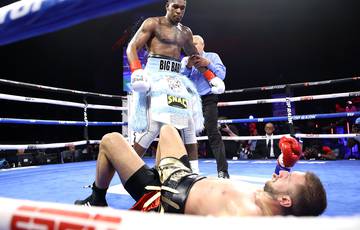 Anderson knocked out Rovchanin