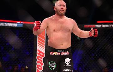 Kharitonov knocks out Sinistra (video)