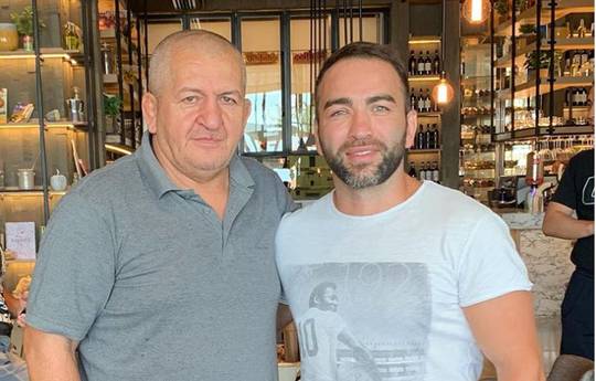 Гаджиев назвал Абдулманапа Нурмагомедова главным героем UFC 242