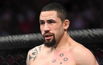 Whittaker: “I’m not worried about the possible breakdown of the fight with Costa”
