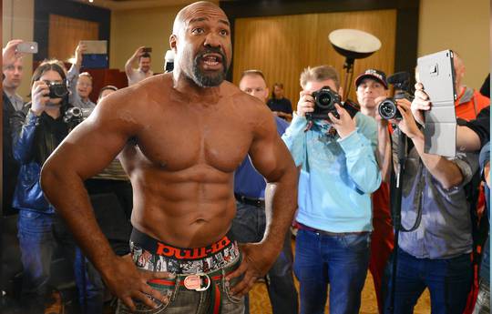 Former Two-Time Heavyweight Champion Announces Return: "The Division Needs Me"