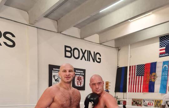 Tyson Fury spars with Ivan Dychko