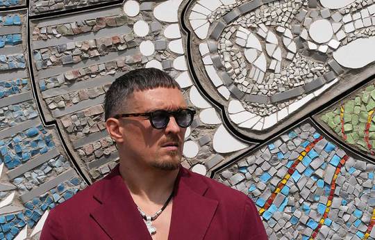 Usyk erklärt, warum er sich entschlossen hat, seine Karriere nach zwei Kämpfen zu beenden