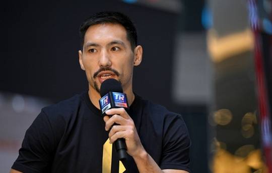 El campeón mundial Alimkhanuly quiere mostrar a Álvarez el "estilo kazajo"