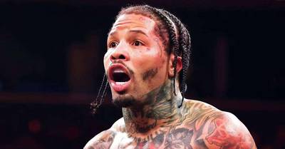 Дэвис обвиняет бывшую в срыве боя с Полом и требует $20 млн компенсации