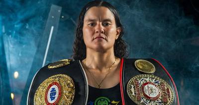 Wie man Oshae Jones gegen Elia Carranza sieht - Live Stream & TV Kanäle
