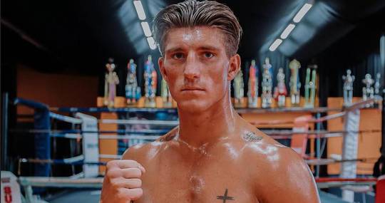 Wann findet heute Abend der Kampf Gradus Kraus gegen Ross McGuigan statt? Ringwalks, Zeitplan, Streaming-Links