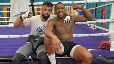 Shokran Parwani to help Joshua prepare for Usyk