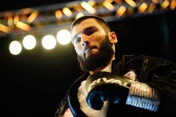 Beterbiev reaccionó al anuncio de una nueva fecha para su combate con Bivol