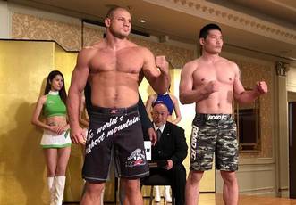 Rizin 17: Shtyrkov wins in debut bout