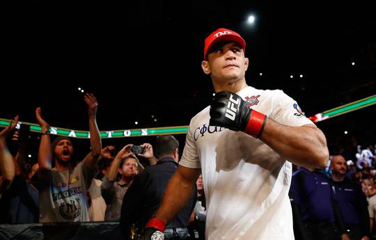 Дос Сантос и Нганну встретятся 6 июля на UFC 239