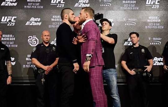 Nurmagomedov and McGregor at the press conference (video)