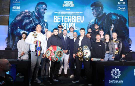 Artur Beterbiev vs Dmitrii Bivol Undercard - Full Fight Card List, Schedule, Running Order