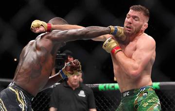 Brown cited the reason for Adesanya's defeat to Du Plessis