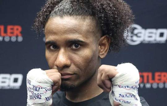 Elijah Pierce vs Lorenzo Parra - Betting Odds, Prediction