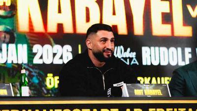 Кабайєл і Книба обмінялися заявами на прес-конференції