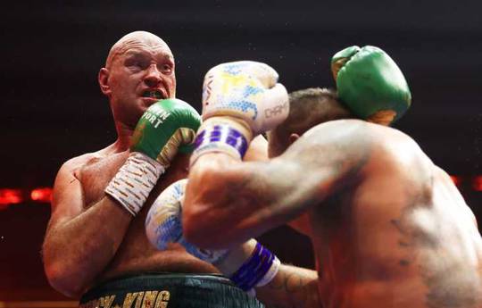 Bradley called the turning point in the fight Usyk - Fury