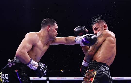 Catterall-Linares. Best moments of the fight