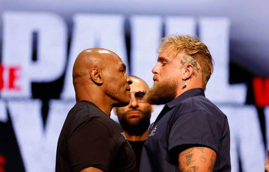 O combate entre o Tyson e o Paul foi adiado.