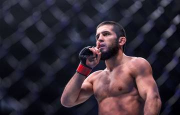 Cormier named Makhachev's next three opponents