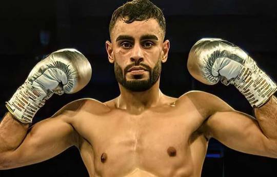 What time is Amaar Akbar vs Mykhailo Sovtus tonight? Ringwalks, schedule, streaming links
