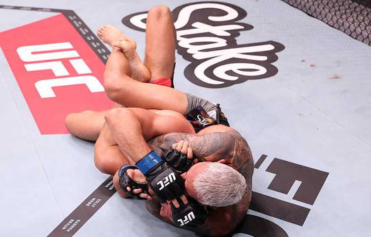 Oliveira finished Gamrot and other UFC Fight Night 261 results