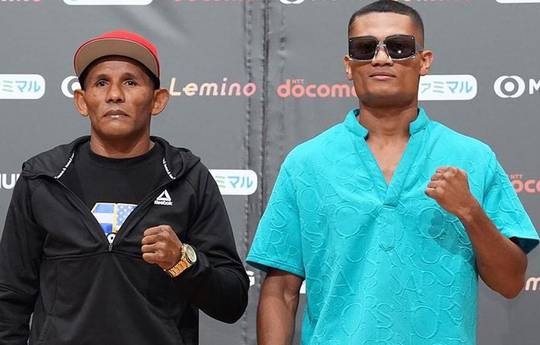 What time is Ismael Barroso vs Andy Hiraoka tonight? Ringwalks, schedule, streaming links