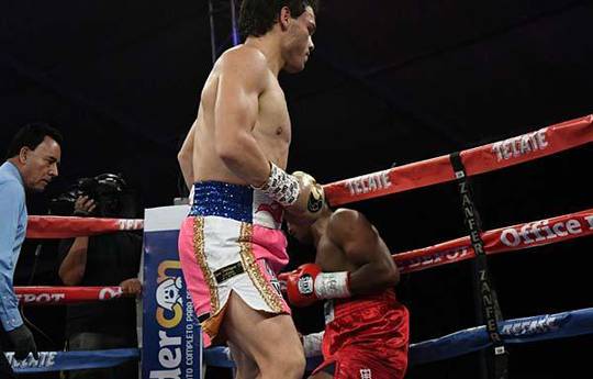 Chavez Jr. returns after a 2-year layoff