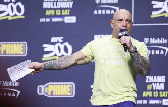 Rogan hält den Kampf zwischen Mayweather und Tyson für spannend