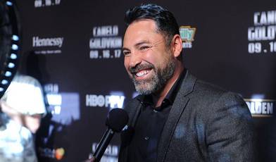 De La Hoya: Two exhibitions, and then Canelo or Floyd