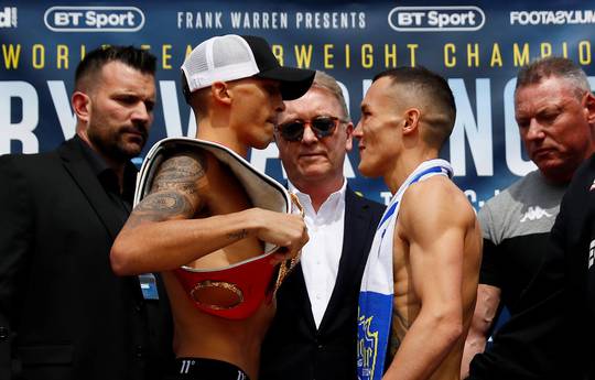 Selby and Warrington make weight