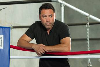 Oscar De La Hoya: Conor Won't Land a Single Punch!