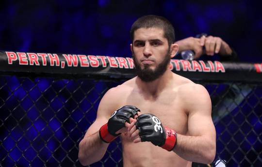 Makhachev est prêt à passer au poids moyen pour un combat pour le titre