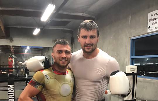 Lomachenko and Gvozdyk started camps for April 8
