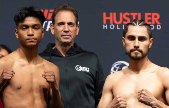 What time is Angel Carrillo vs Joshua Torres tonight? Ringwalks, schedule, streaming links