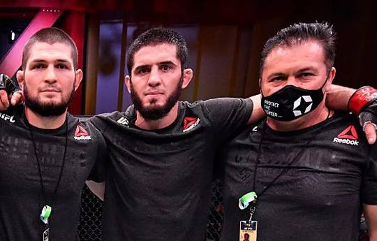 Menedez explained why Khabib is preparing Makhachev for a rematch with Oliveira