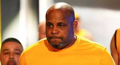 UFC веселей бокс: мнение Кормье