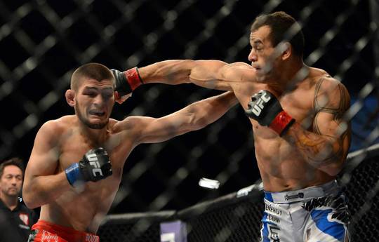 Rogan glaubt, dass Khabib gegen Tibau verloren hat