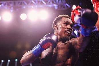 Charlo regressa, mas não vai defender o título WBC