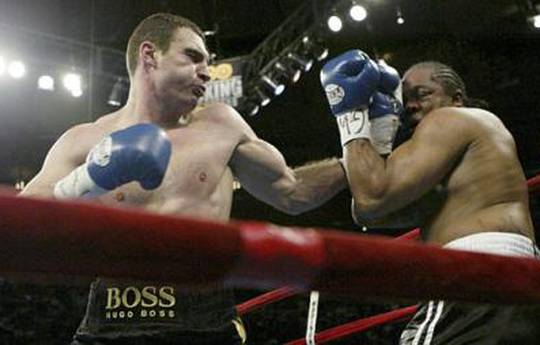 Vitali Klitschko - Kirk Johnson. Fight on December 6th, 2003 at Madison Square Garden