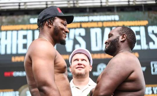 Wann findet heute Abend der Kampf Pryce Taylor gegen Robert Simms statt? Ringwalks, Zeitplan, Streaming-Links