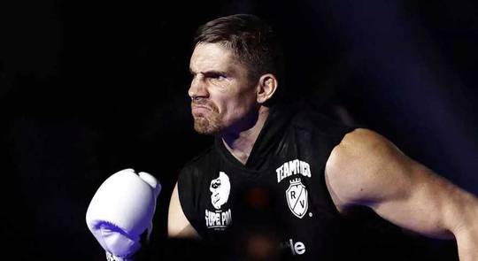 Верхувен веде переговори з UFC