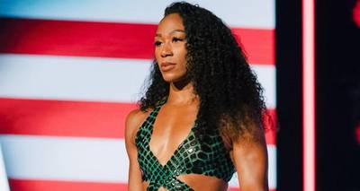 What time is Alycia Baumgardner vs Jennifer Miranda tonight? Ringwalks, schedule, streaming links