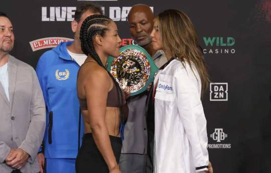 What time is Cecilia Braekhus vs Maricela Cornejo tonight? Ringwalks, schedule, streaming links