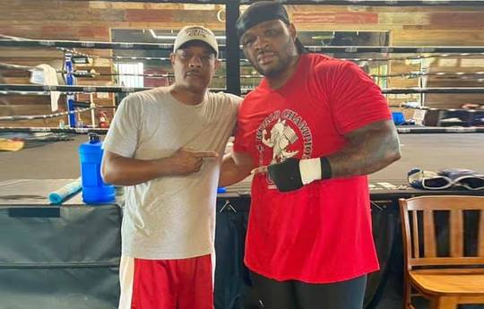 Jarrell Miller trains with Kevin Cunningham and hopes for return