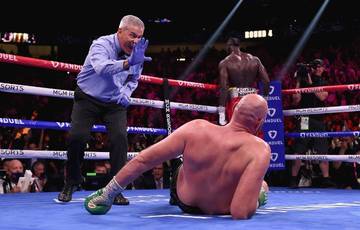 Whyte: "Fury has aged, he's been missing a lot"