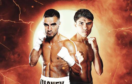 What time is Andrew Moloney vs Pedro Guevara tonight? Ringwalks, schedule, streaming links