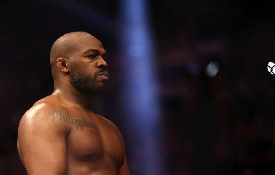 Комментатор UFC назвал условие, при котором бой Джонса с Аспиналлом станет более масштабным