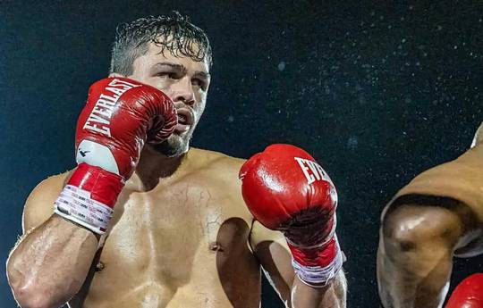 What time is Joey Spencer vs Miguel Angel Hernandez tonight? Ringwalks, schedule, streaming links