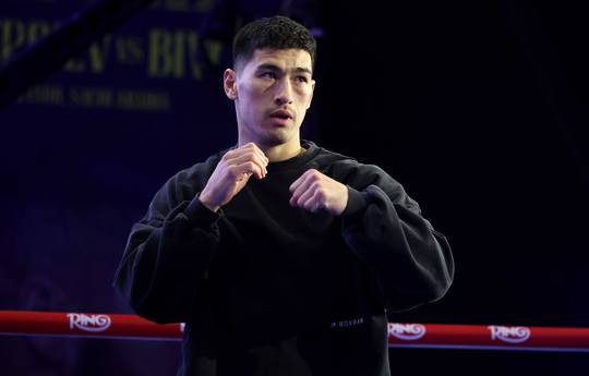 Al Al-Sheikh contre le combat Bivol-Benavides